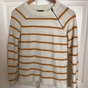 Abercrombie and Fitch Sweater